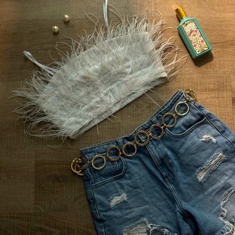 Small White feather top with adjustable straps crop style feathered white top